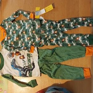 Jurassic world 2 pyjama set